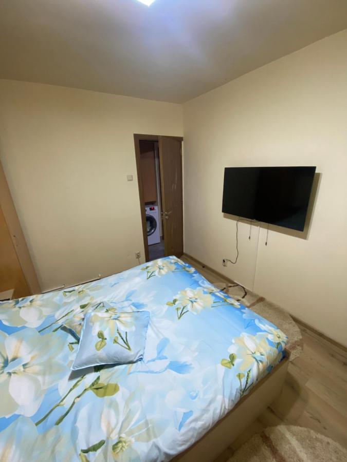 Apartament Regim Hotelier Deva Exterior foto